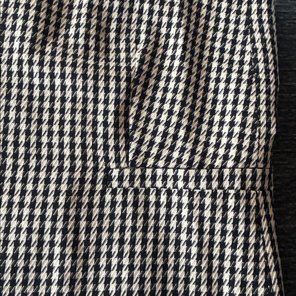 Sincerely Jules Black and White Houndstooth Vest Size Large - Picture 6 of 6